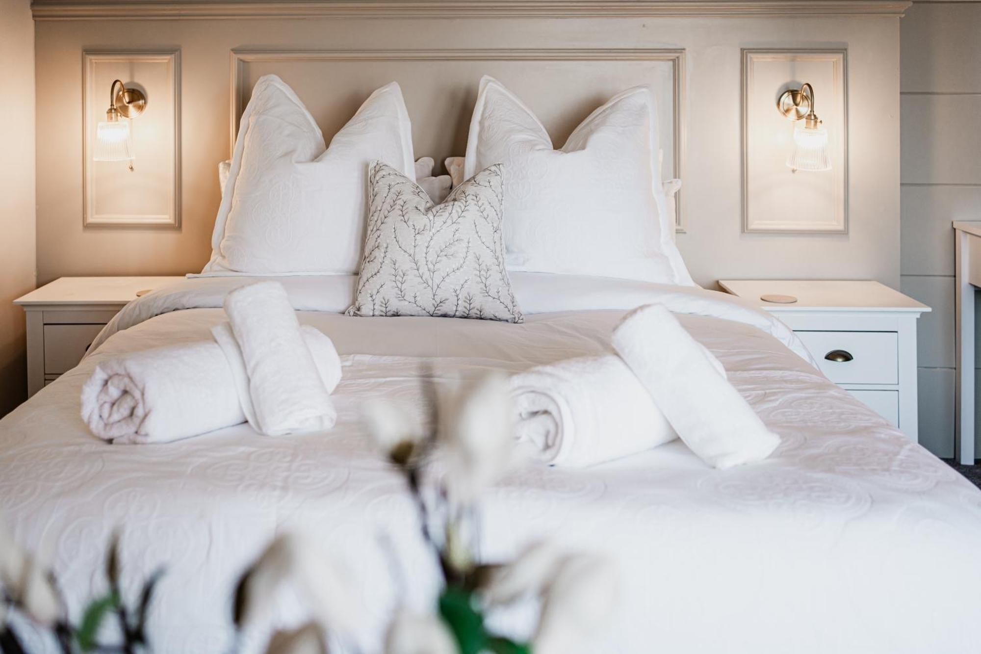 The Yorkshire Unicorn Hotel สกิปตัน ภายนอก รูปภาพ
